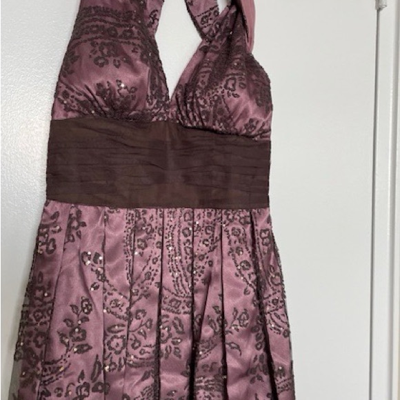 Cocktail Dress. Adrianna Papell. Size 4 - Picture 8 of 9